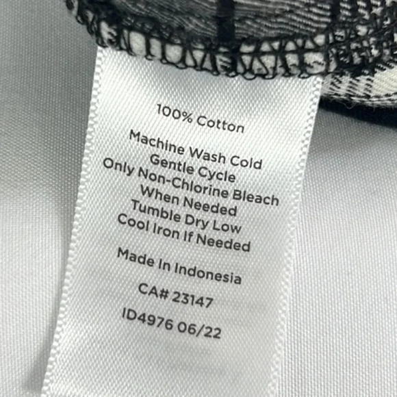 Talbots Women’s Large Button Up Long Sleeve Plaid Shirt - Picture 5 of 6